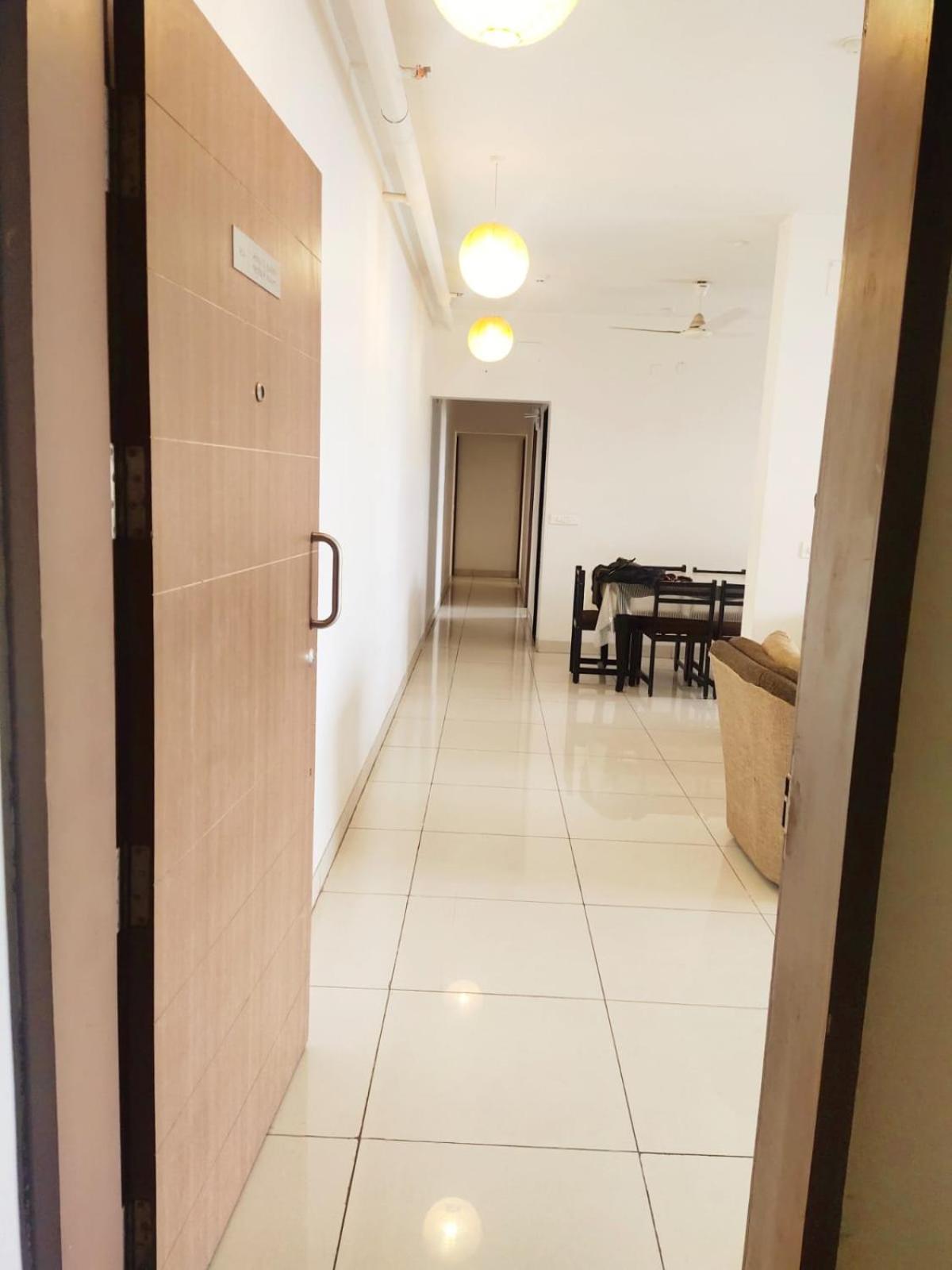 Private Rooms In Blue Ridge Hinjawadi Ngoại thất bức ảnh