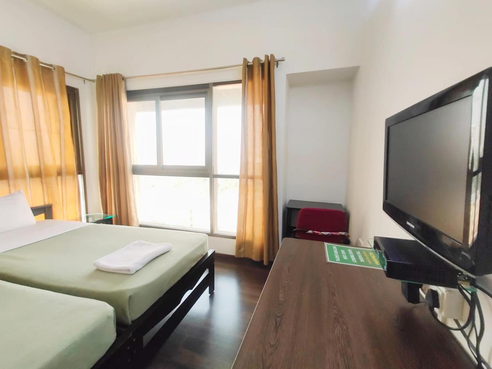 Private Rooms In Blue Ridge Hinjawadi Ngoại thất bức ảnh
